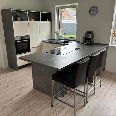 Haus Anna U Apartman *